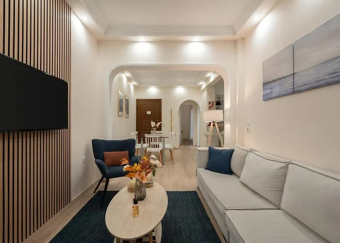 Liv - Vintage Acropolis Apartment